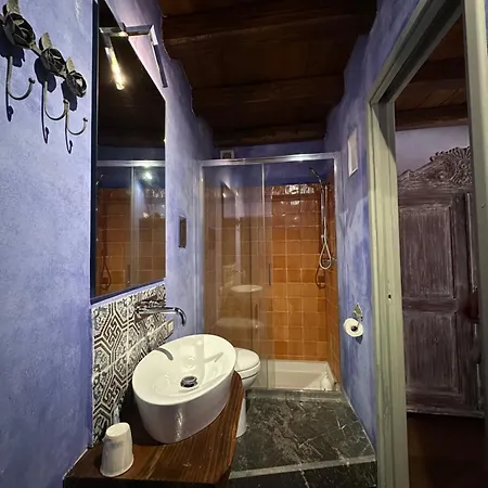 Nyaraló Stone Jacuzzi House